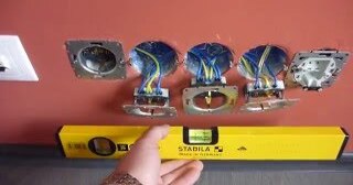 Установка розеток в Балтийске в октябре